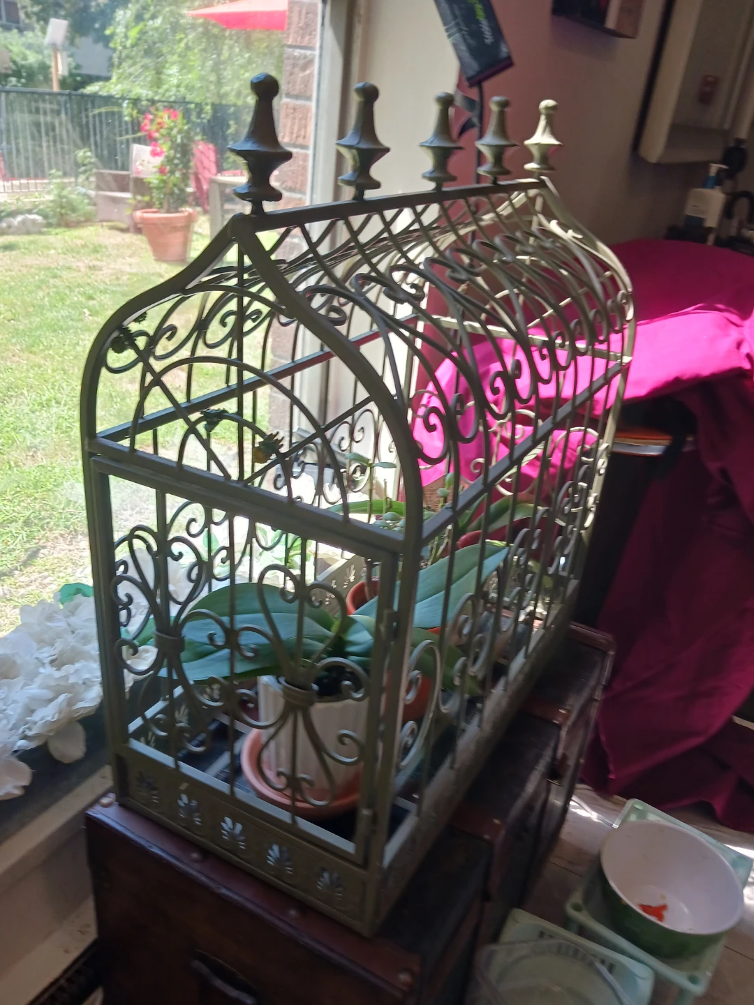 Ornate Metal Terrarium/Plant Display - photo 3
