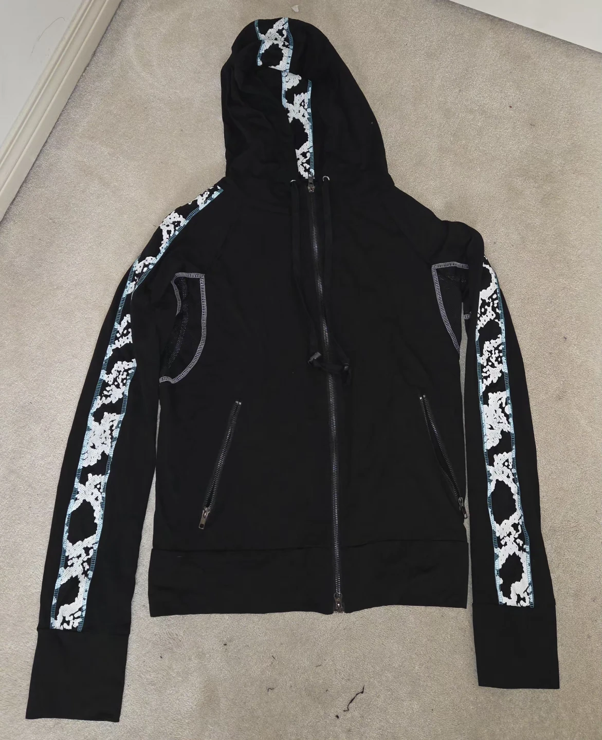 Zip up