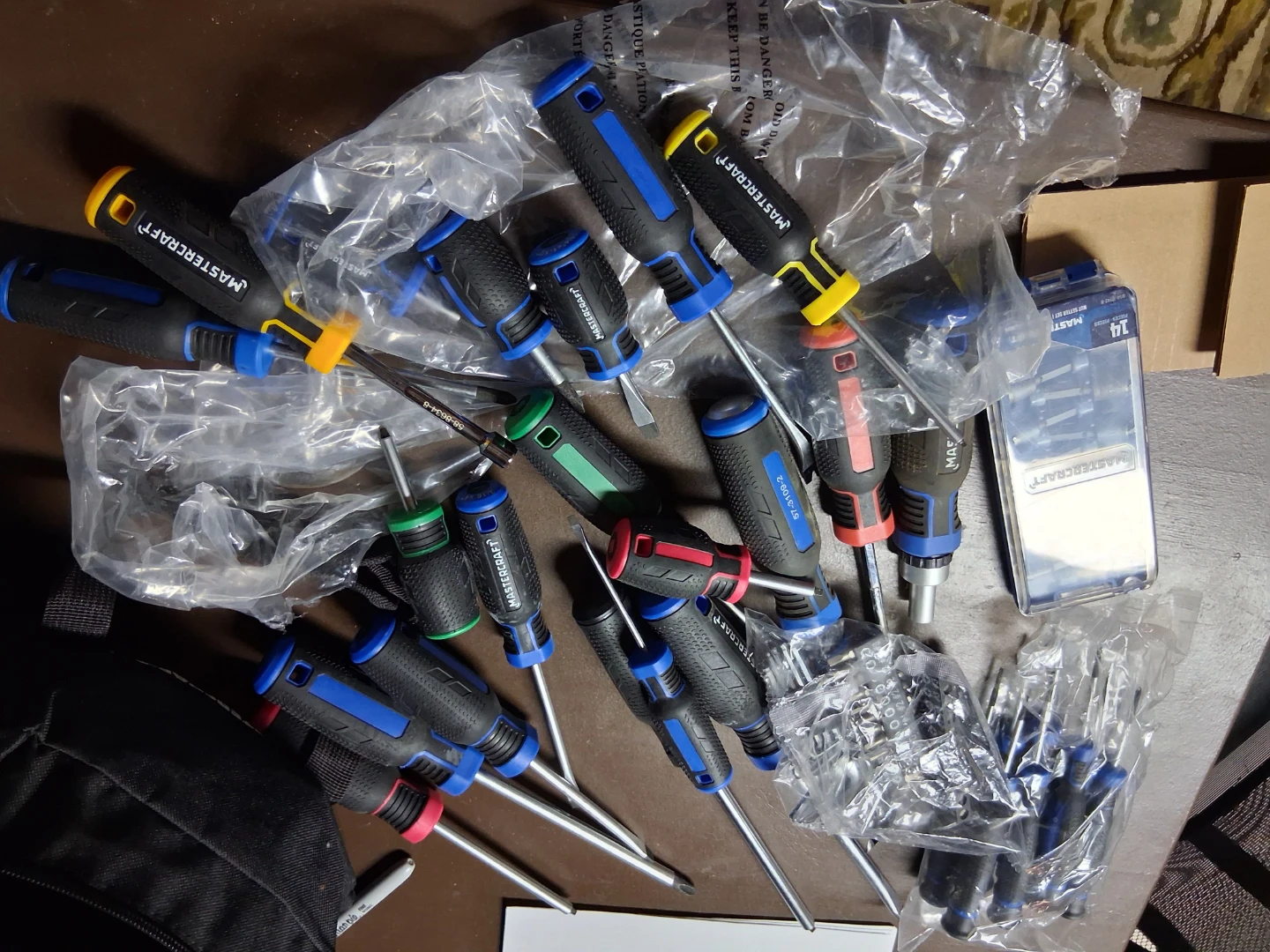 Mastercraft Screwdriver and Bit Set - photo 5