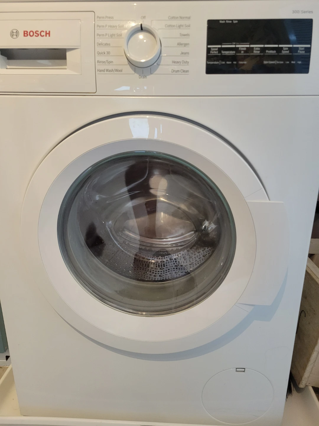 Laundry machine & dryer