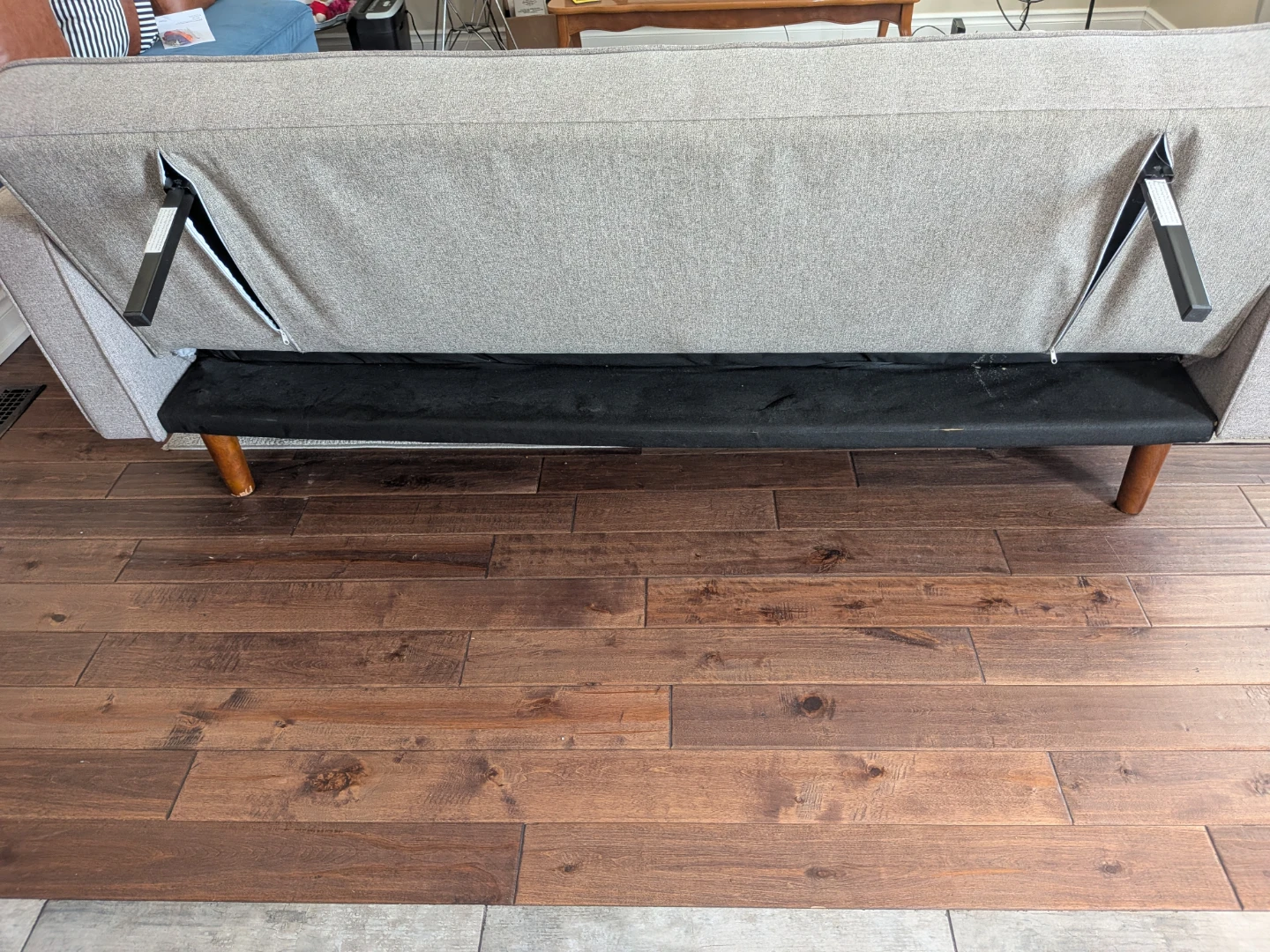 79" Grey Futon + Rug - Beige - photo 3