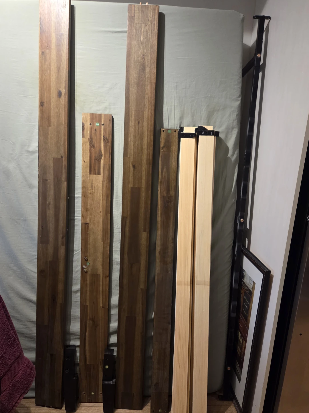 Solid Wooden Bed Frame Queen size - photo 4