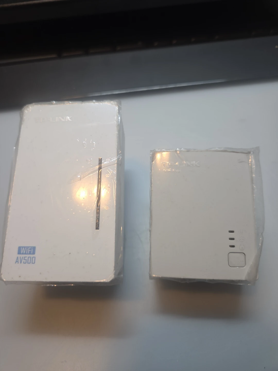 TP-Link AV500 WiFi Extender and Powerline Adapter Bundle