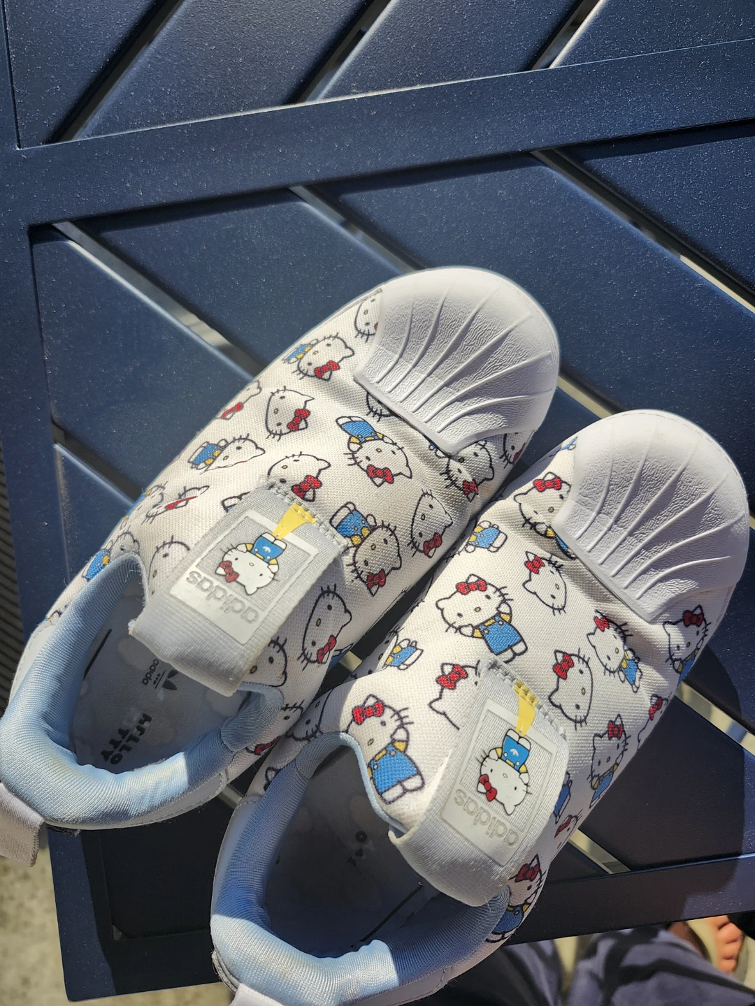 Adidas Hello Kitty Slip-On Shoes size 2