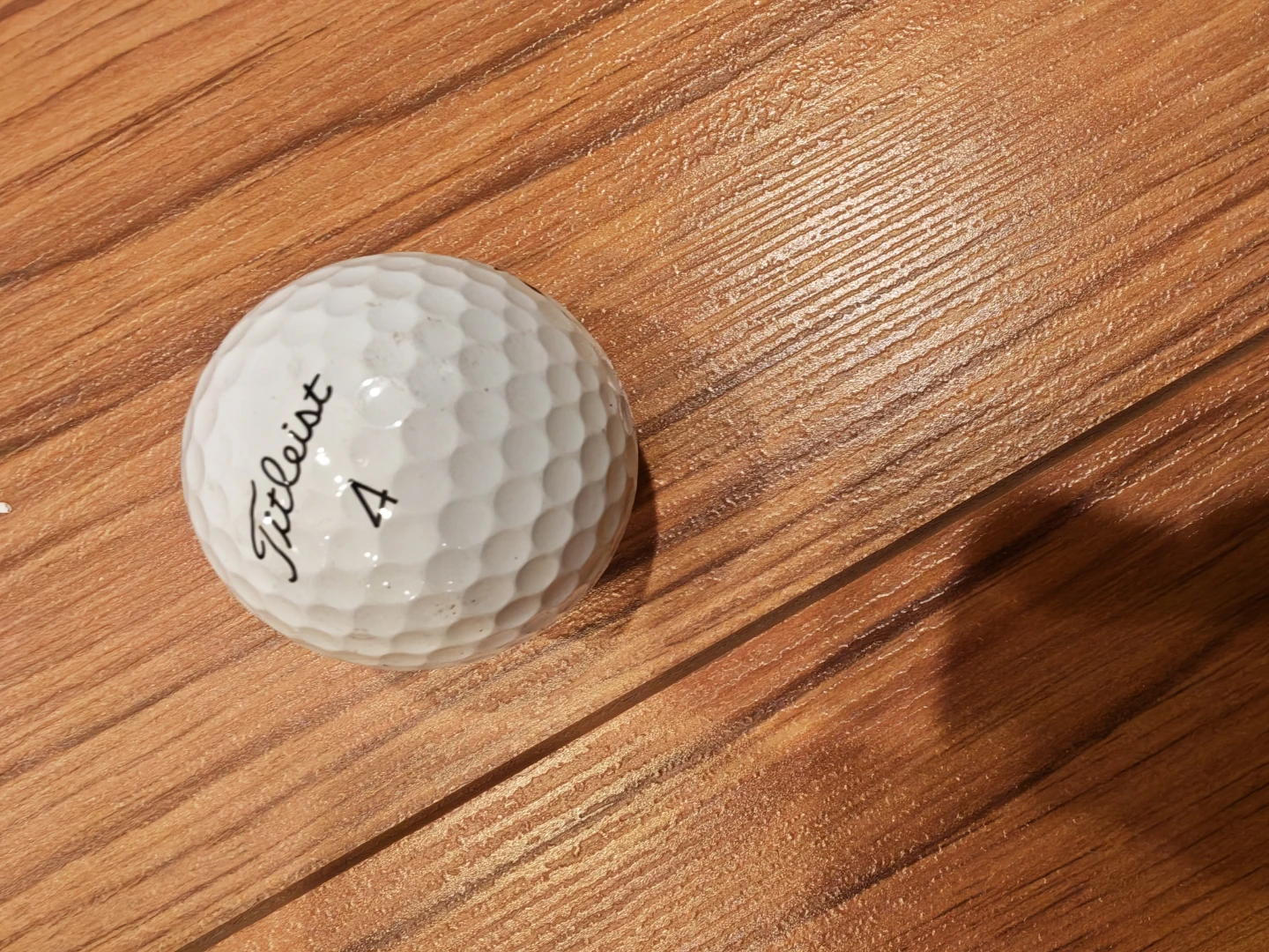 Mixed Brand Bucket of Golf Balls - photo 5