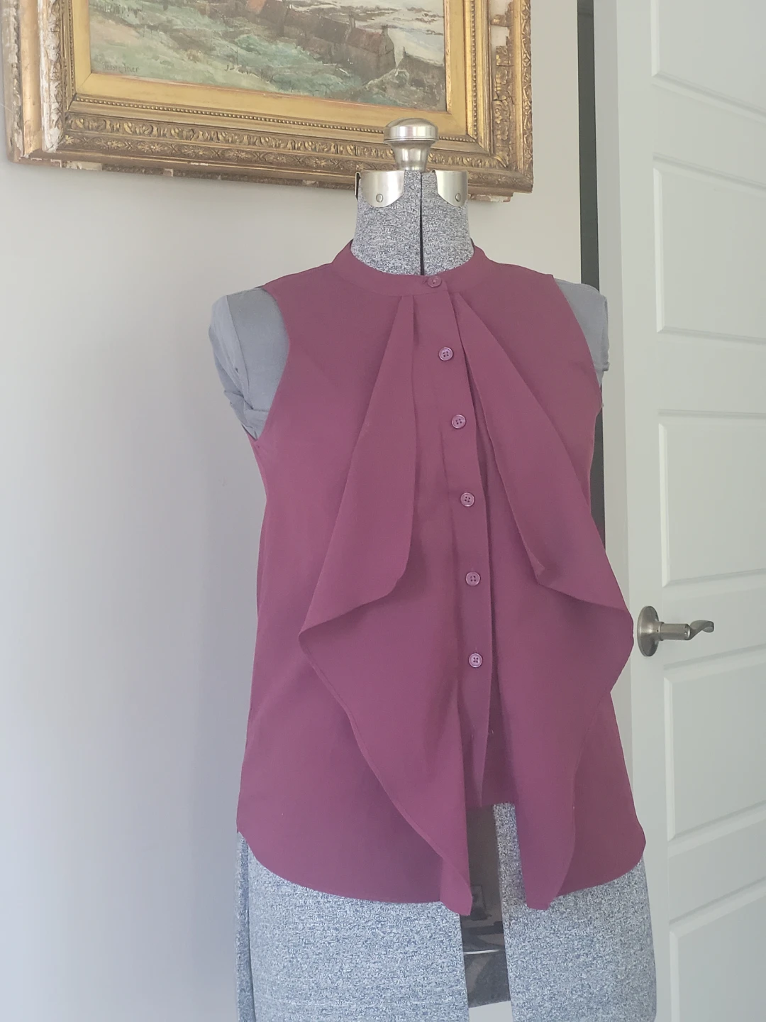 Women's Sleeveless BR Ruffle Blouse w bag - Burgundy
