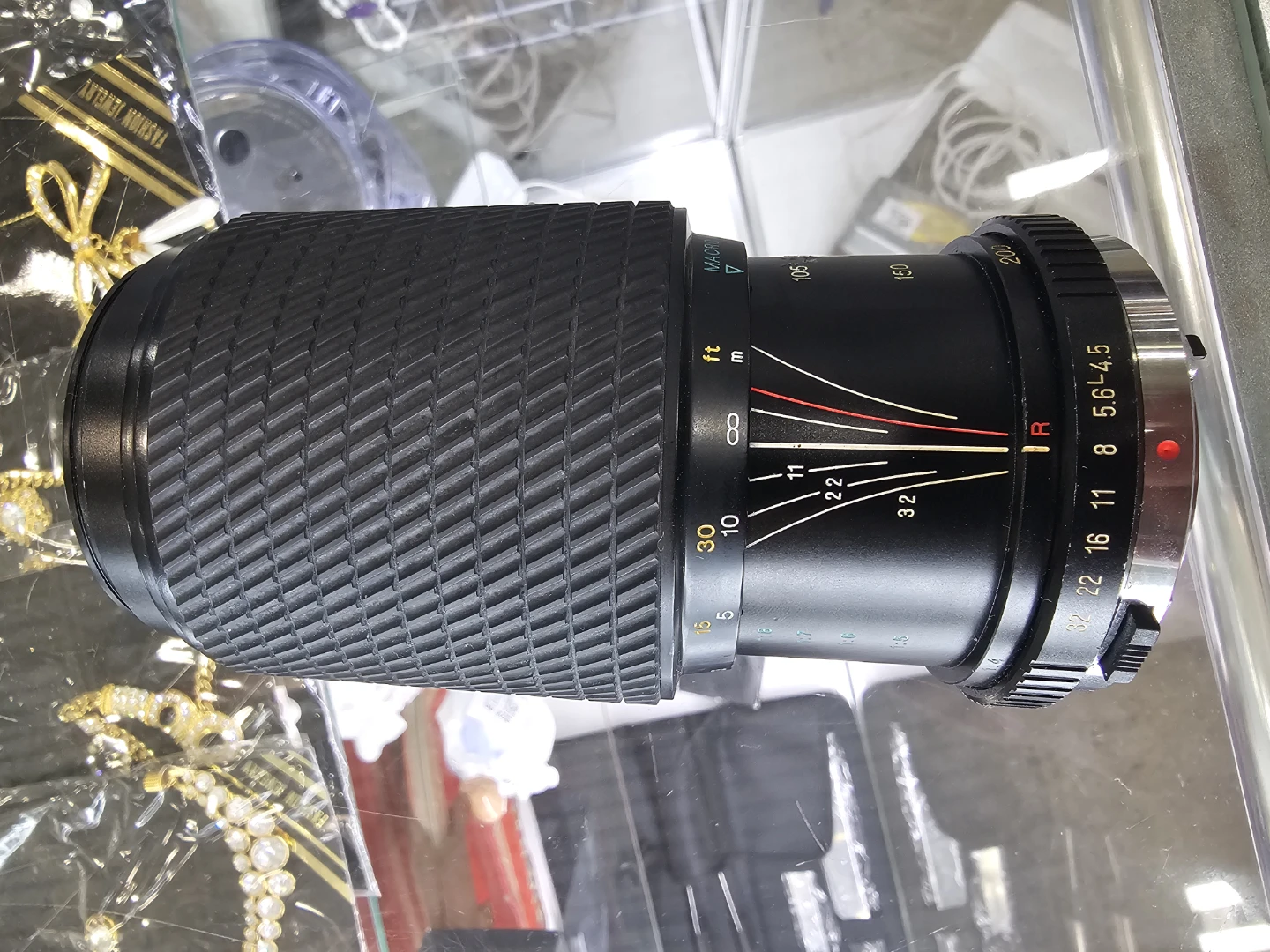 Tokina 80-200mm f/4.5 Macro Lens - photo 4