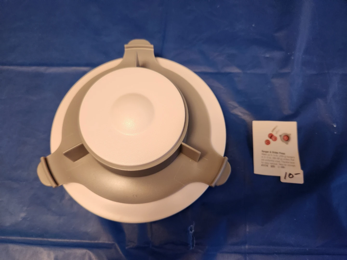 Pampered chef Burger & Slider Press