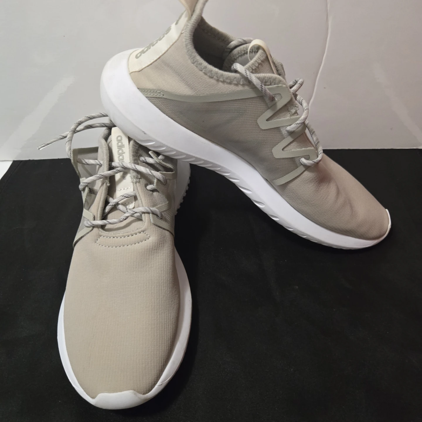 Adidas Tubular Sneakers - photo 3