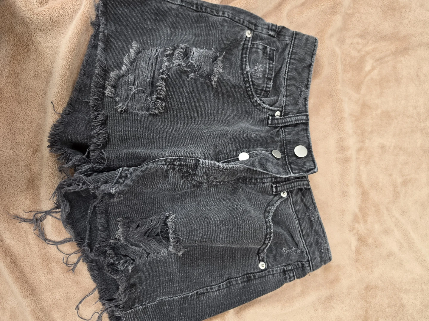 H&M Distressed Black Denim Cut-Off Shorts Size 4