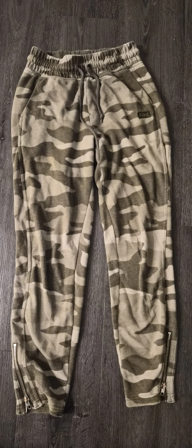 PINK Camo Joggers with Zippers. XS