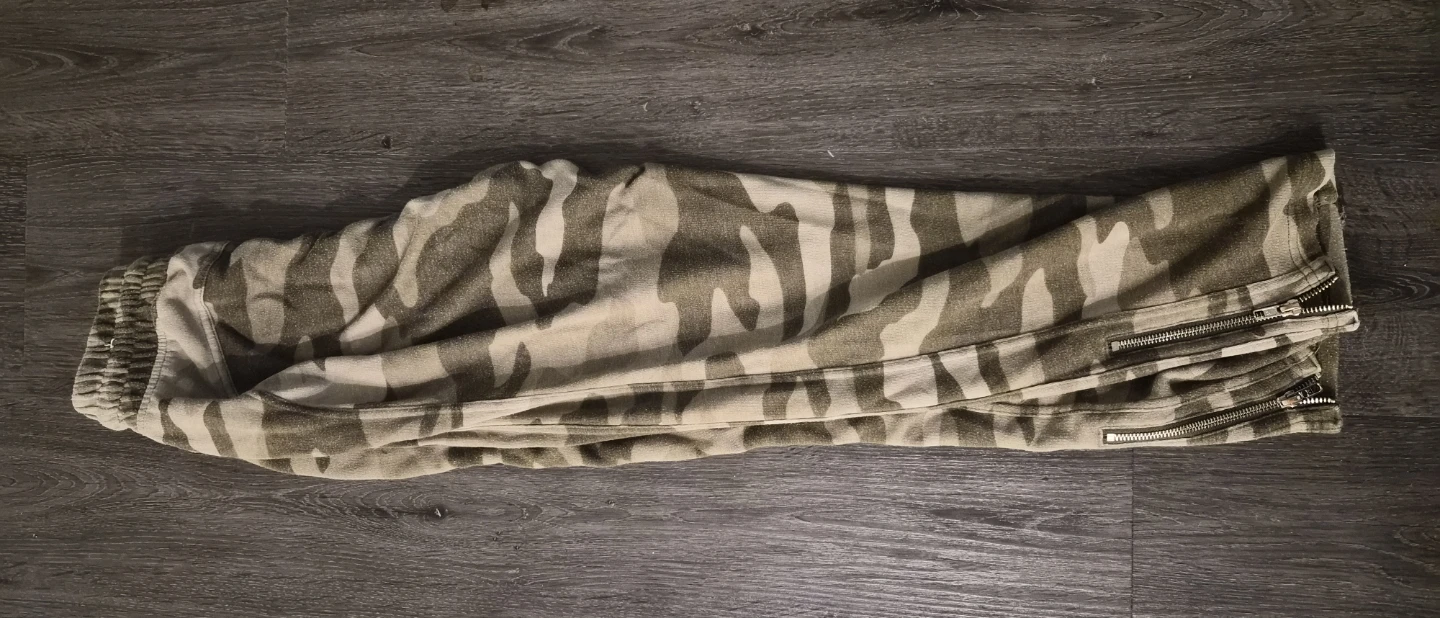 PINK Camo Joggers with Zippers. XS - photo 2