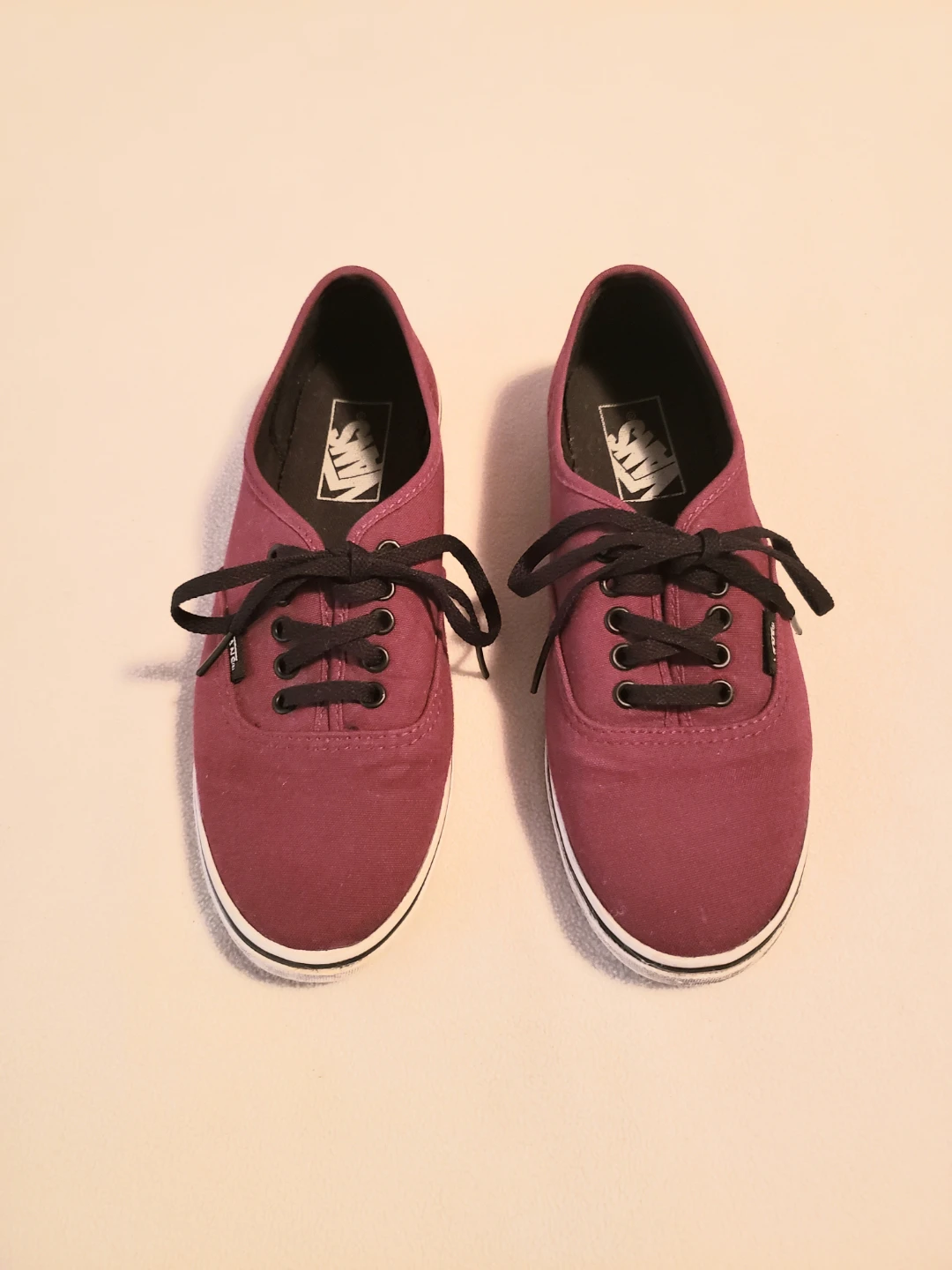Vans Canvas Sneakers Women's Size 7 (Men's 5.5) $7