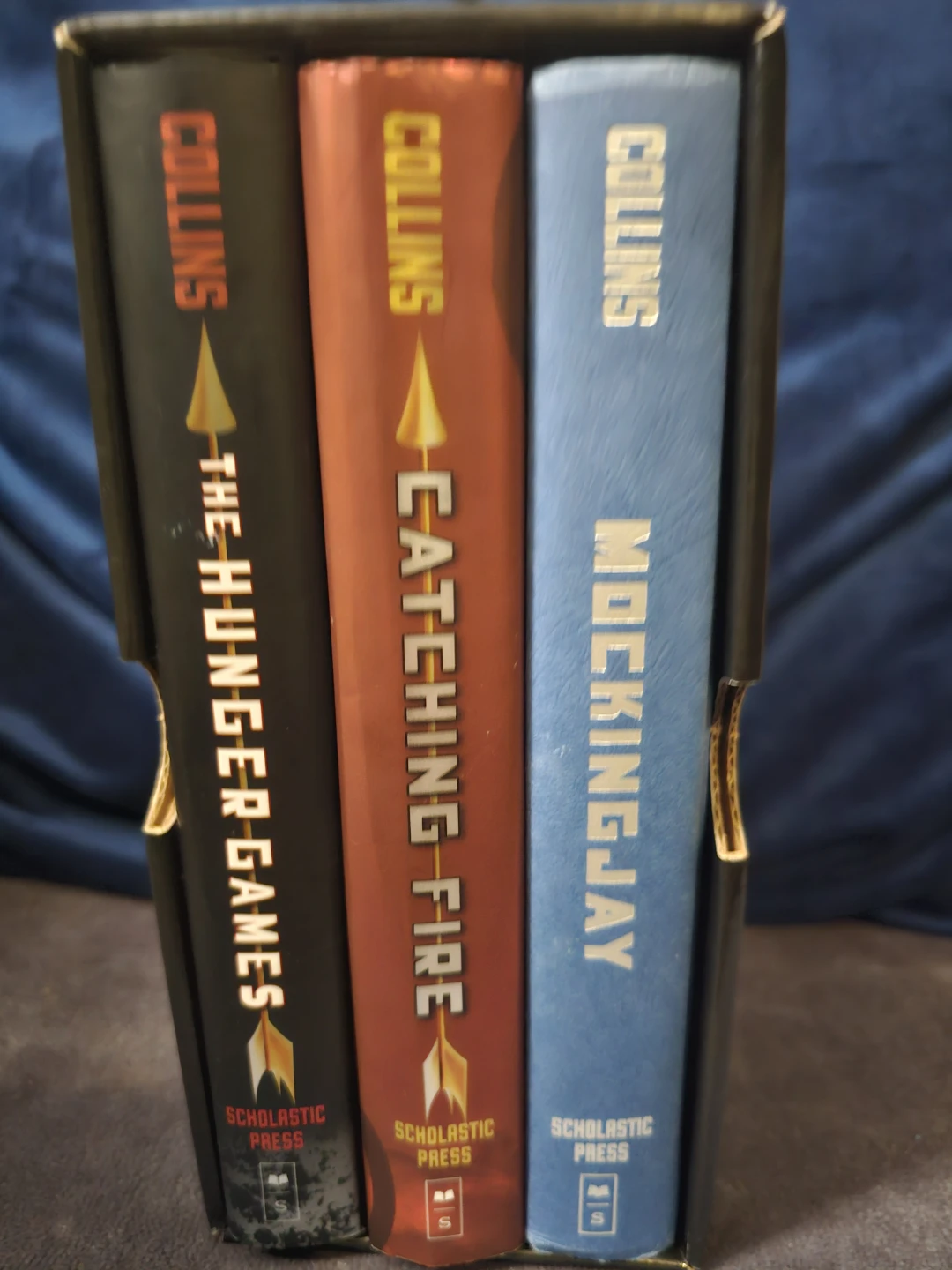 Suzanne Collins The Hunger Games Trilogy Box Set - photo 4
