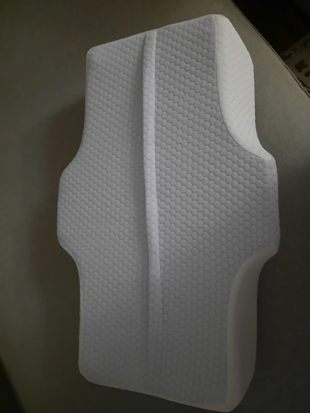 White Contoured Memory Foam Pillow - photo 2