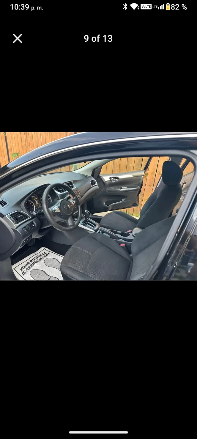 Nissan Sentra - Interior - photo 4