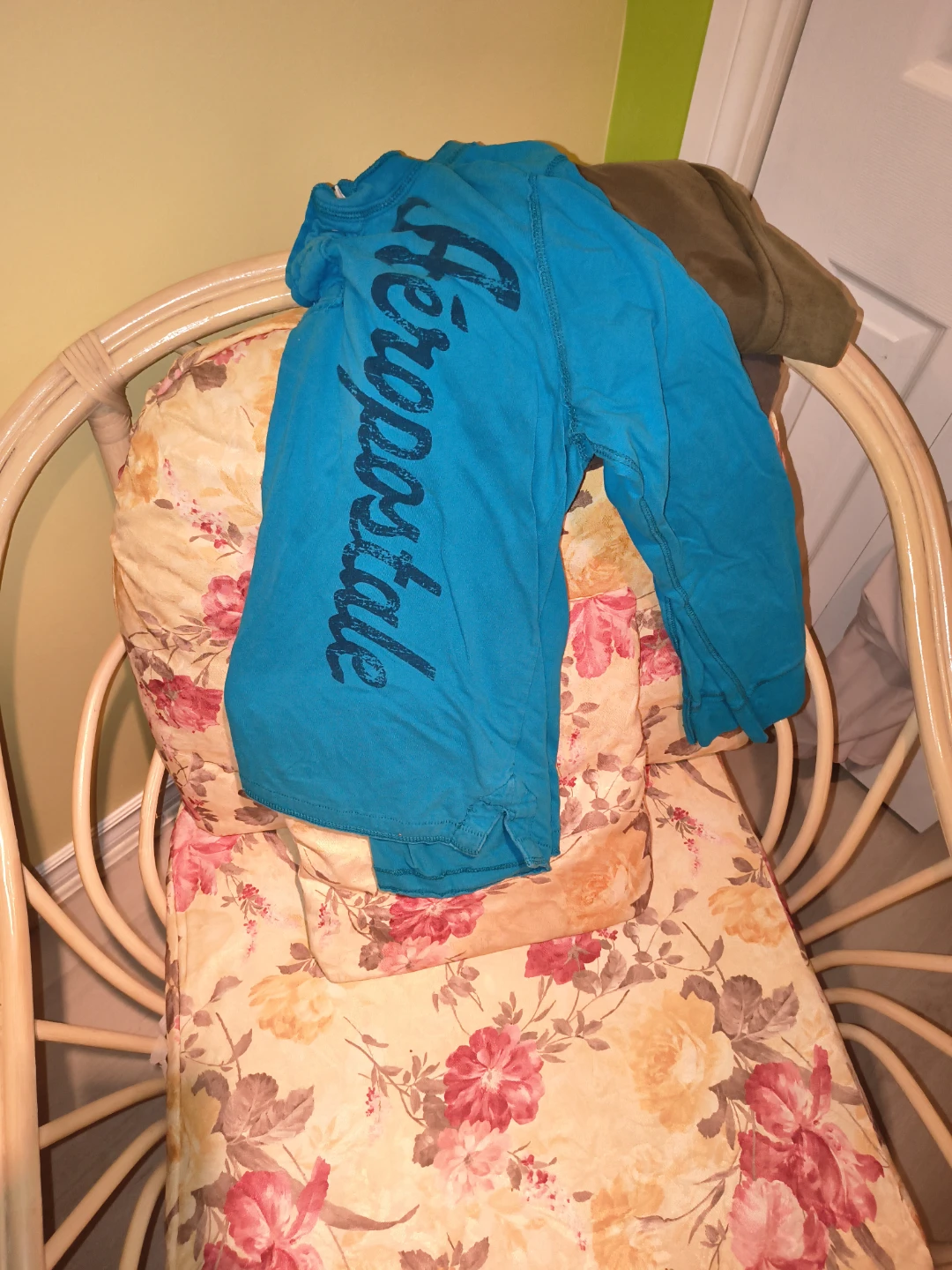 Aeropostale Long Sleeve Tee