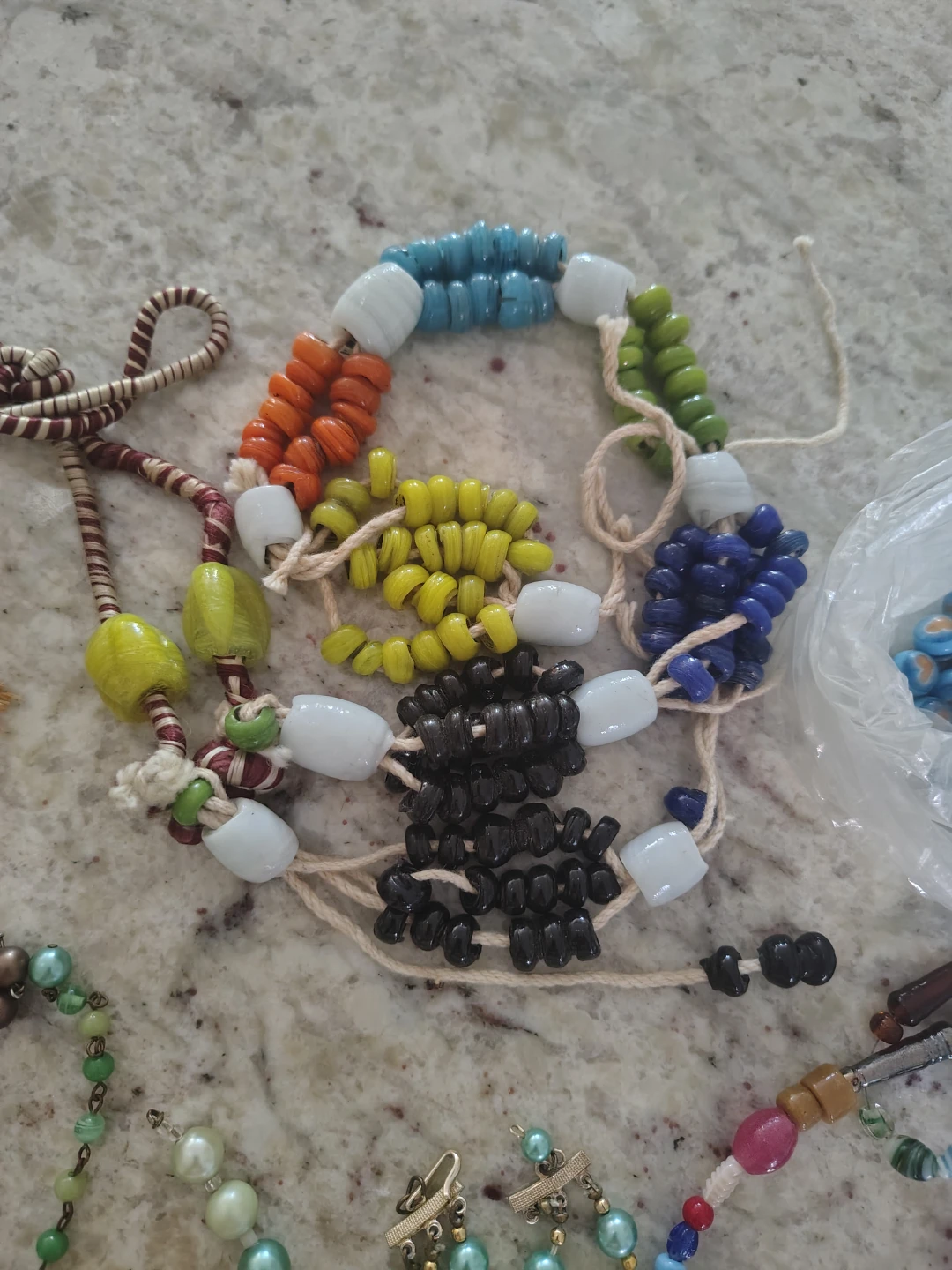 Assorted Vintage Beads *LOT* - photo 4