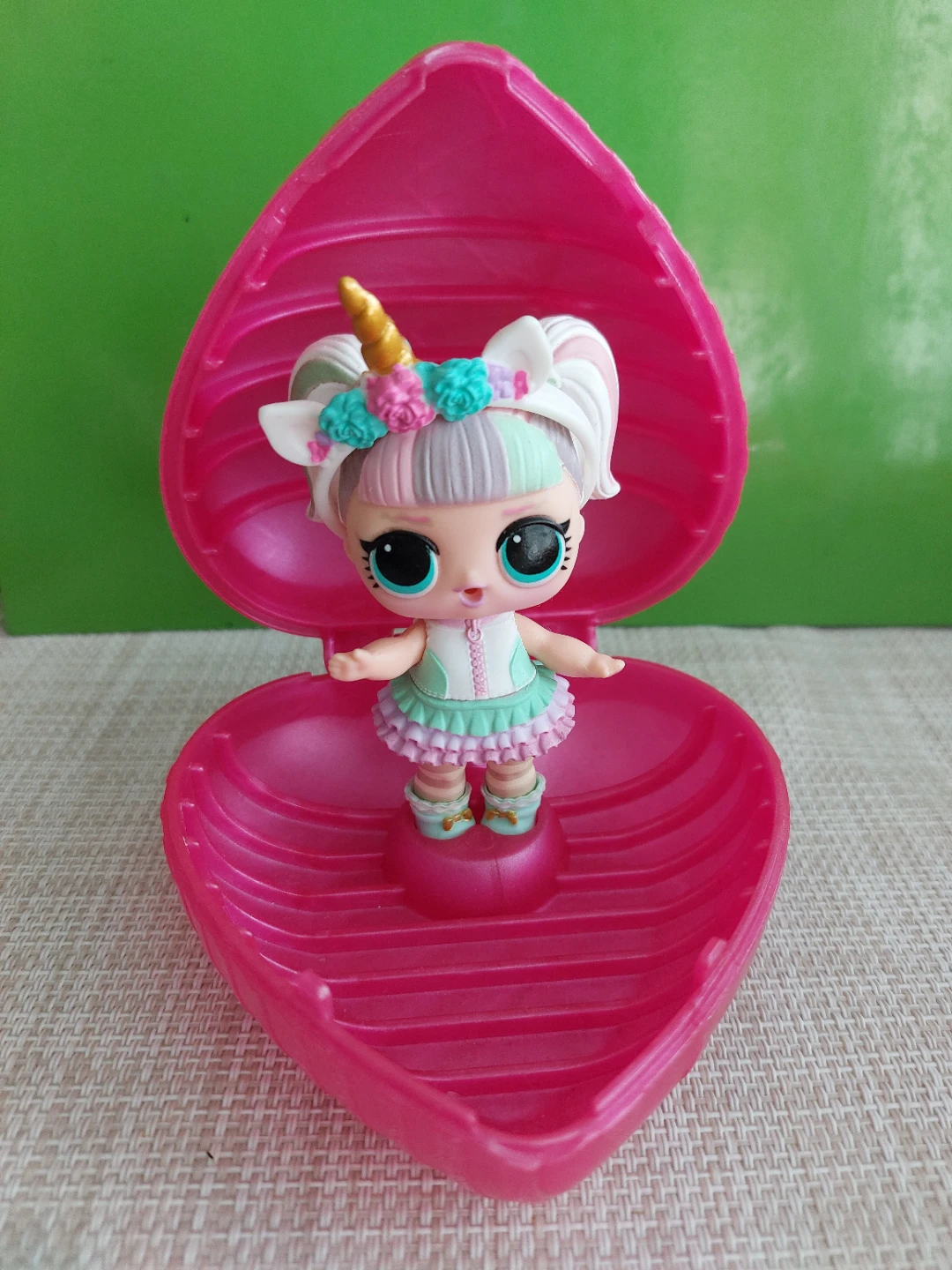 LOL Surprise Dolls Lot of 3 with Accessories - photo 2