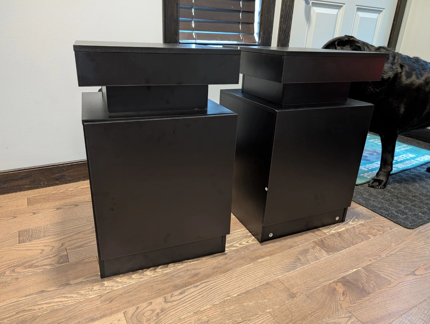 End tables that light up - photo 3