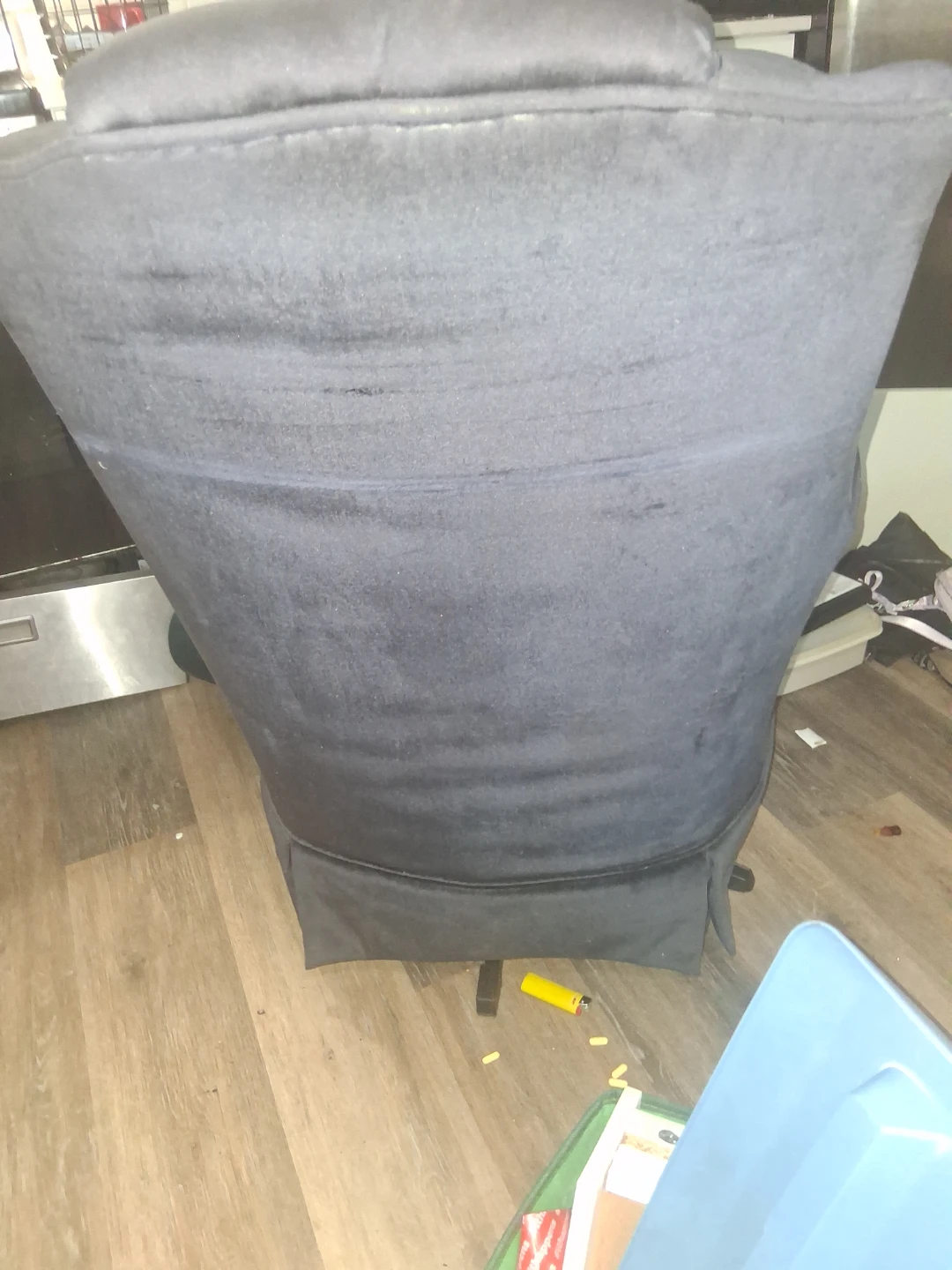 Dark Grey Tufted Wingback Armchair - photo 3