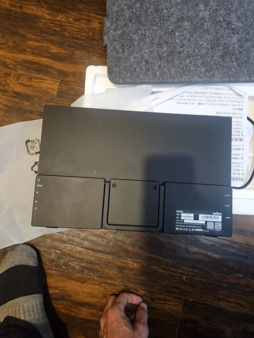InnoView Portable Monitor 15.6" 1080P Portable Monitor - photo 4