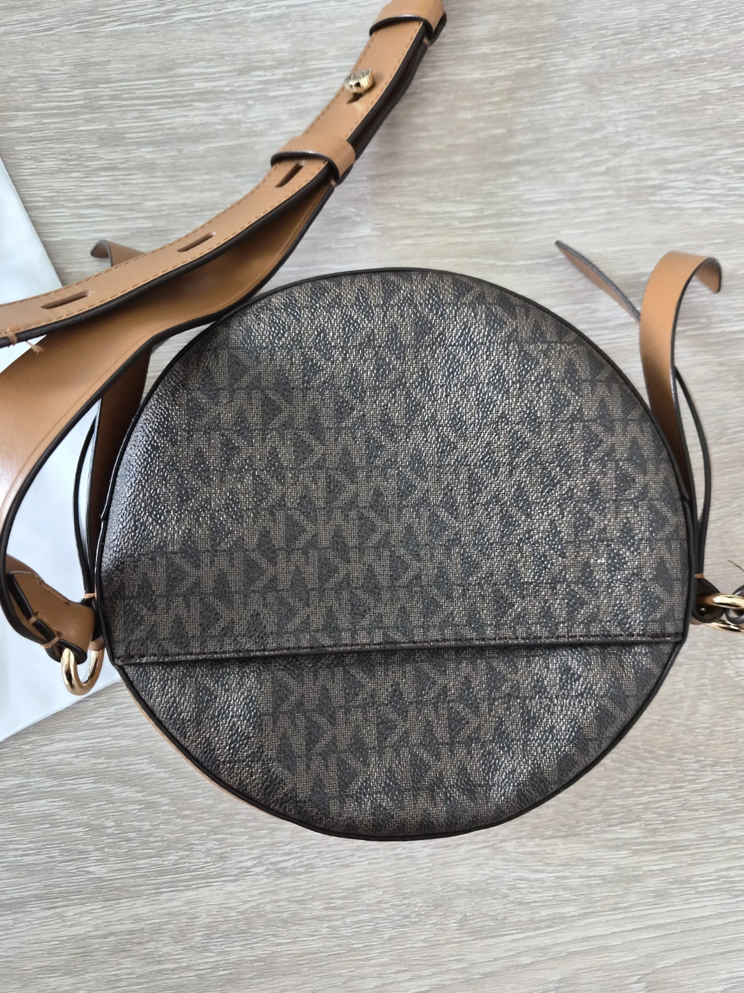 Michael Kors circle shoulder bag - photo 3