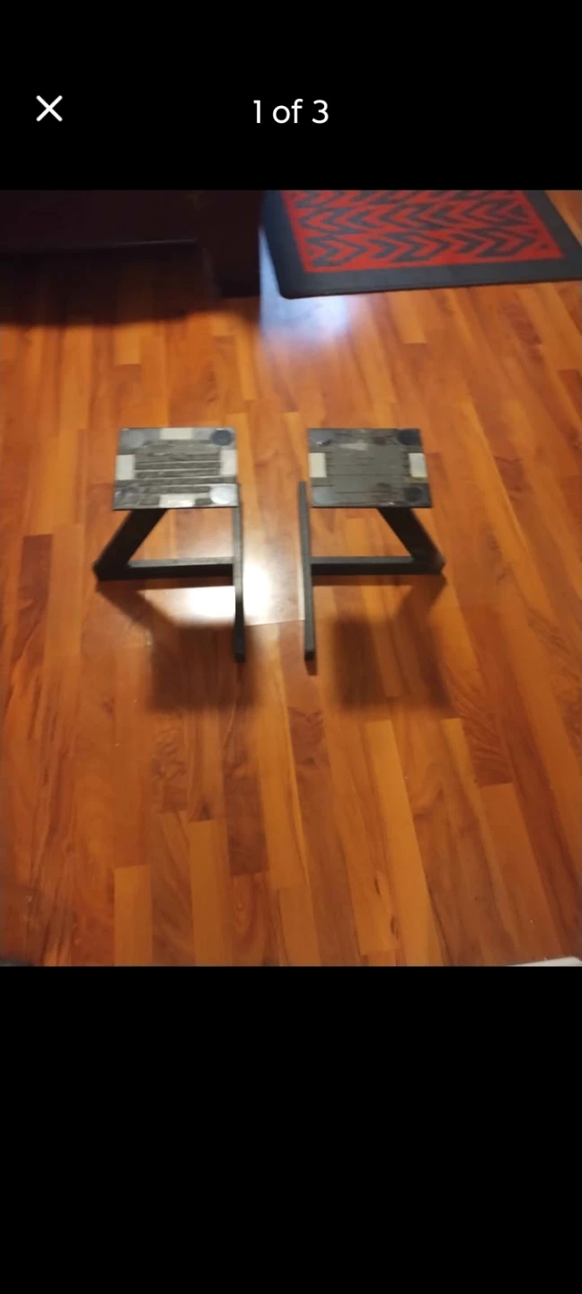 One pair  speakers stand
