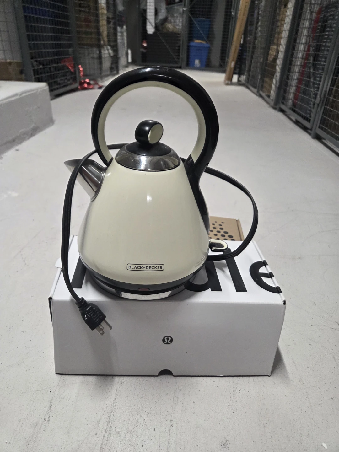 Black + Decker Electric Kettle - photo 5