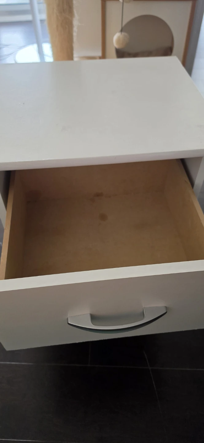 White 2-Drawer Nightstand - photo 2