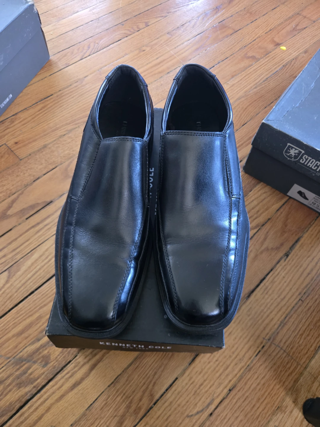 Kenneth Cole Black Leather Slip-On Dress Shoes
