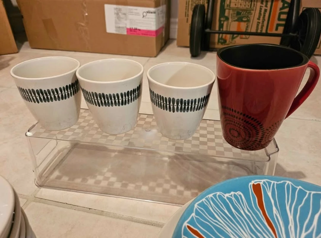 IKEA Floral Dinnerware Set - photo 4