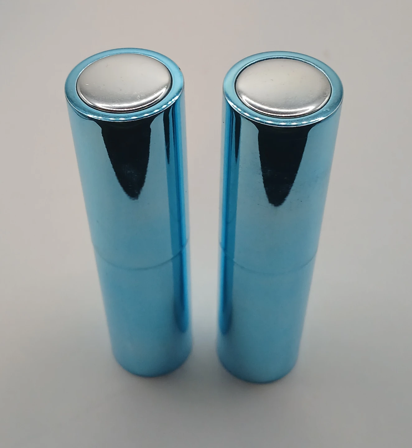 Refillable Perfume Atomizer Spray Bottle - photo 2