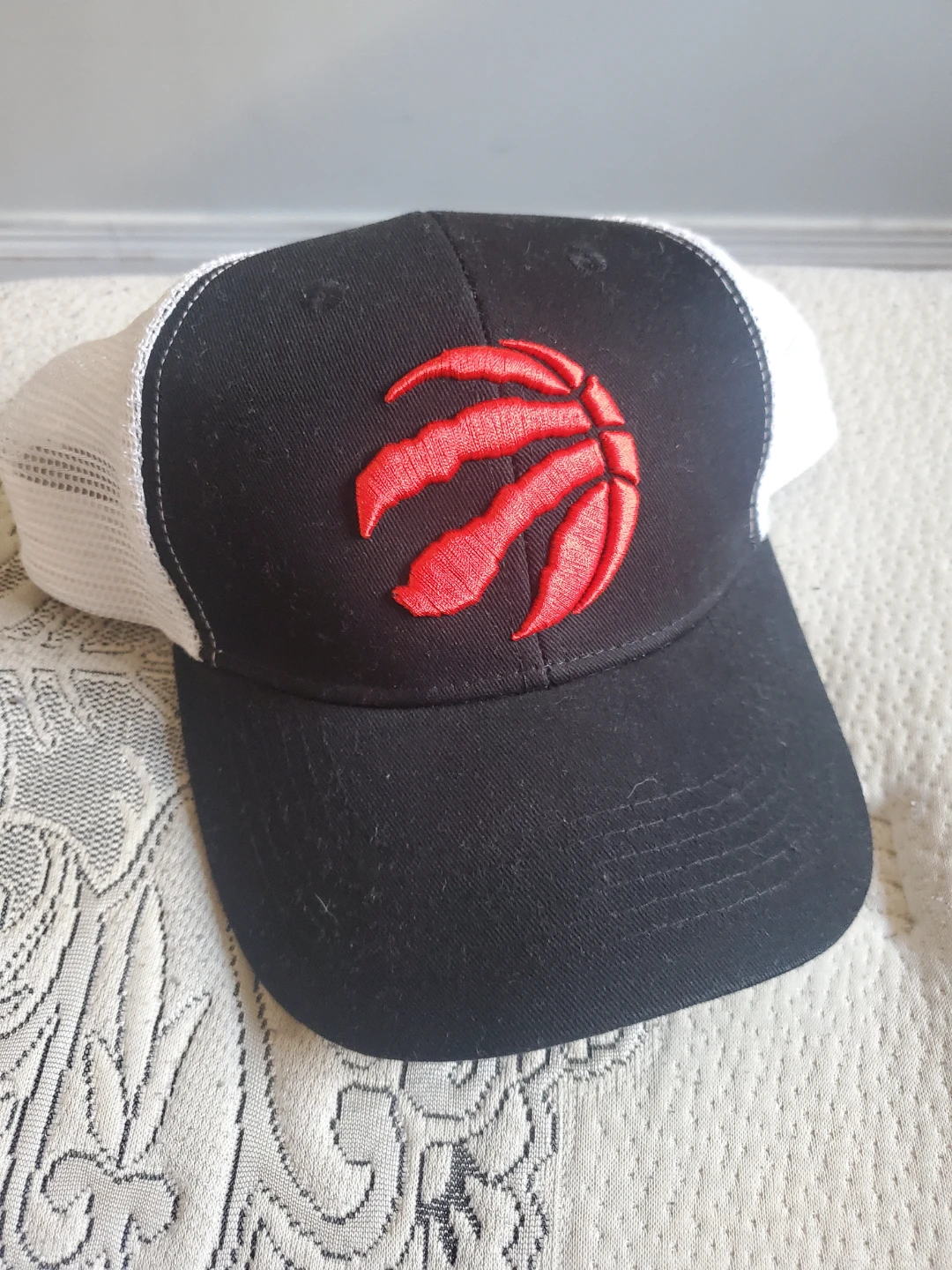 Toronto Raptors Trucker Hat