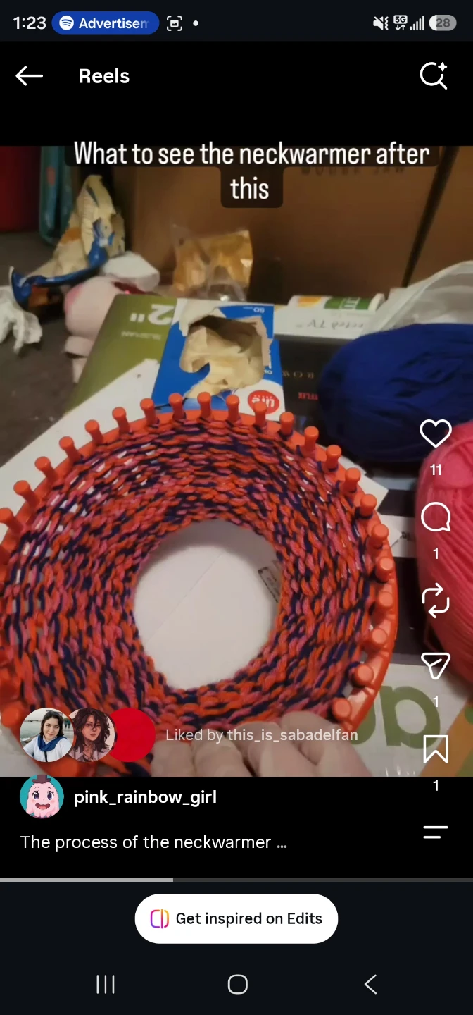 Knitting Neckwarmers or winter hats
