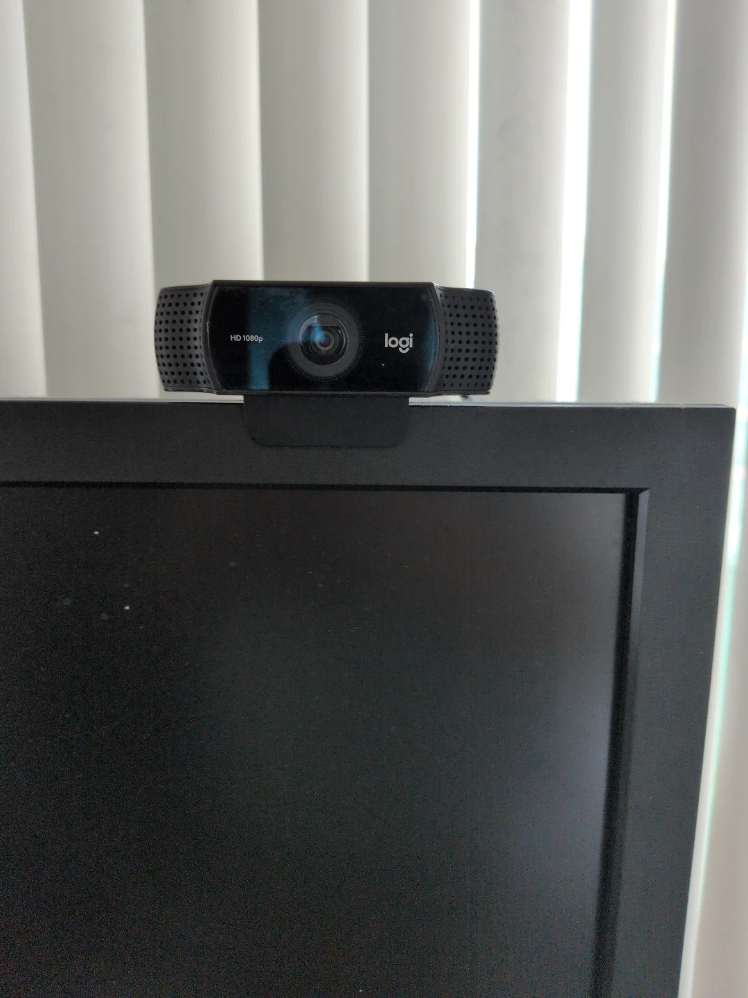 Logitech HD 1080p Webcam - photo 2