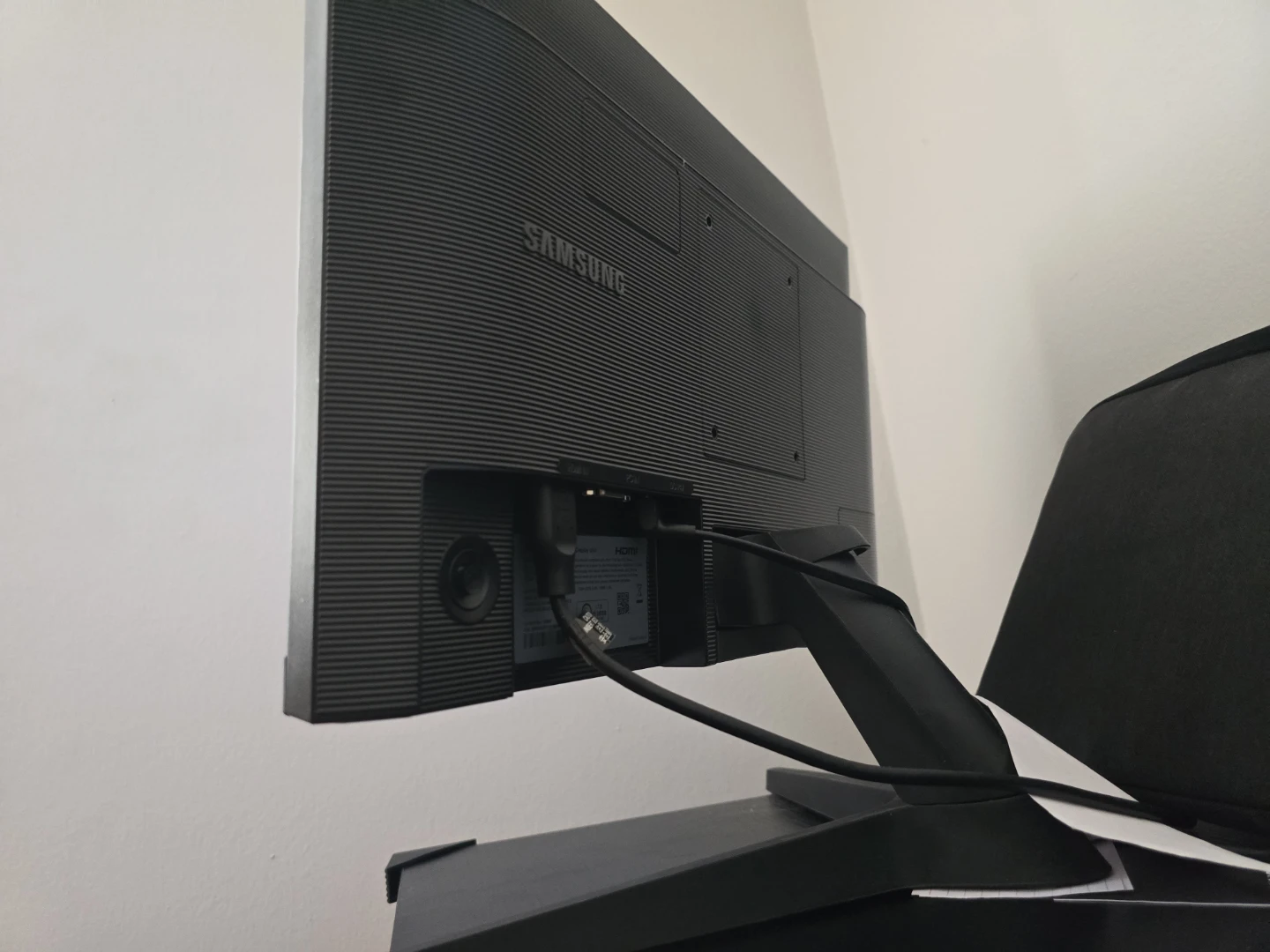 Samsung T350 22" Full HD IPS Monitor (75Hz) - photo 4