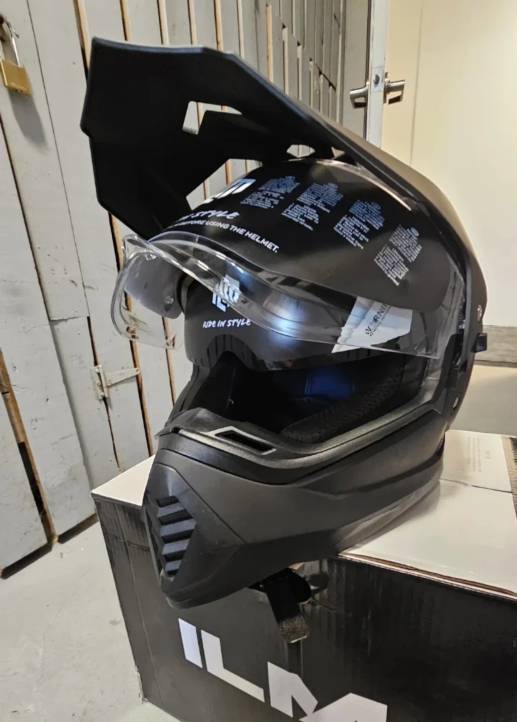 New ILM Motorcycle Helmet WS902 Matte Black