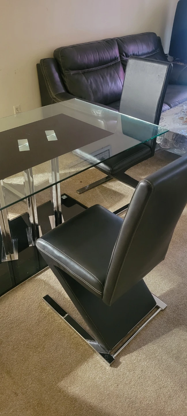 Tempered Glass Dining Table with 4 Black Faux Leather Chairs - photo 4