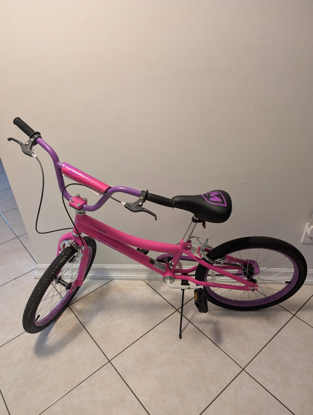 Movelo 20 inch girls bmx bike