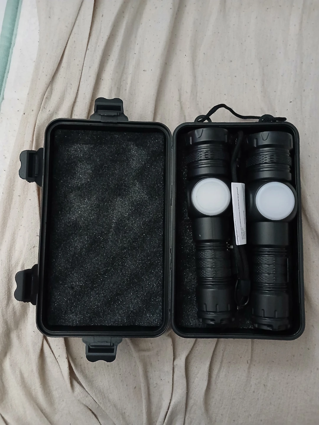 2PCS Rechargeable 5000 lm COB LED Flashlight Kit W/ Storage Box