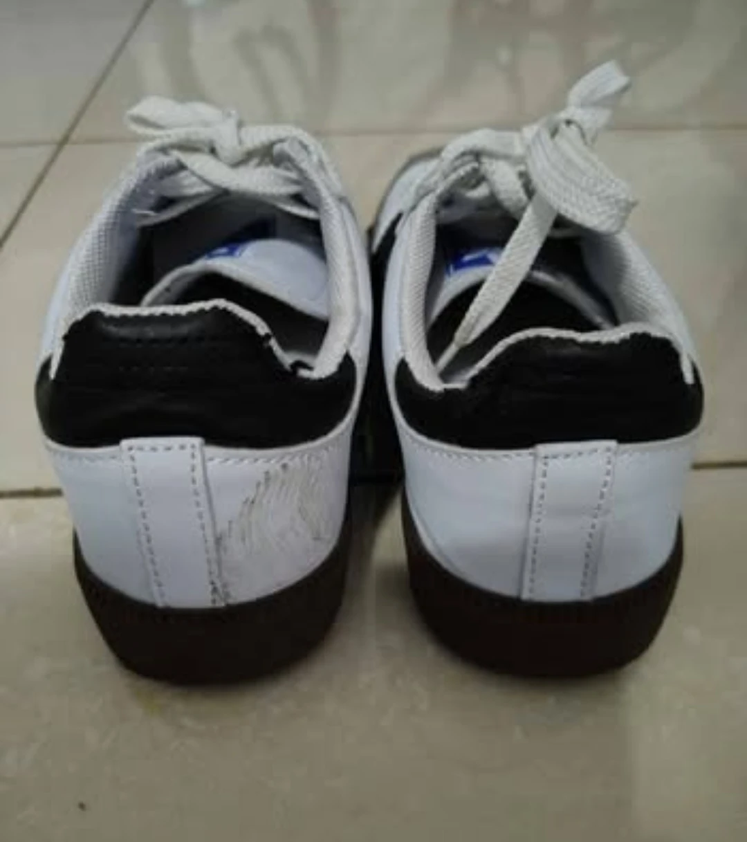 Retro Samba-Style Sneakers – Men’s Size 7.5 US Men's - photo 2