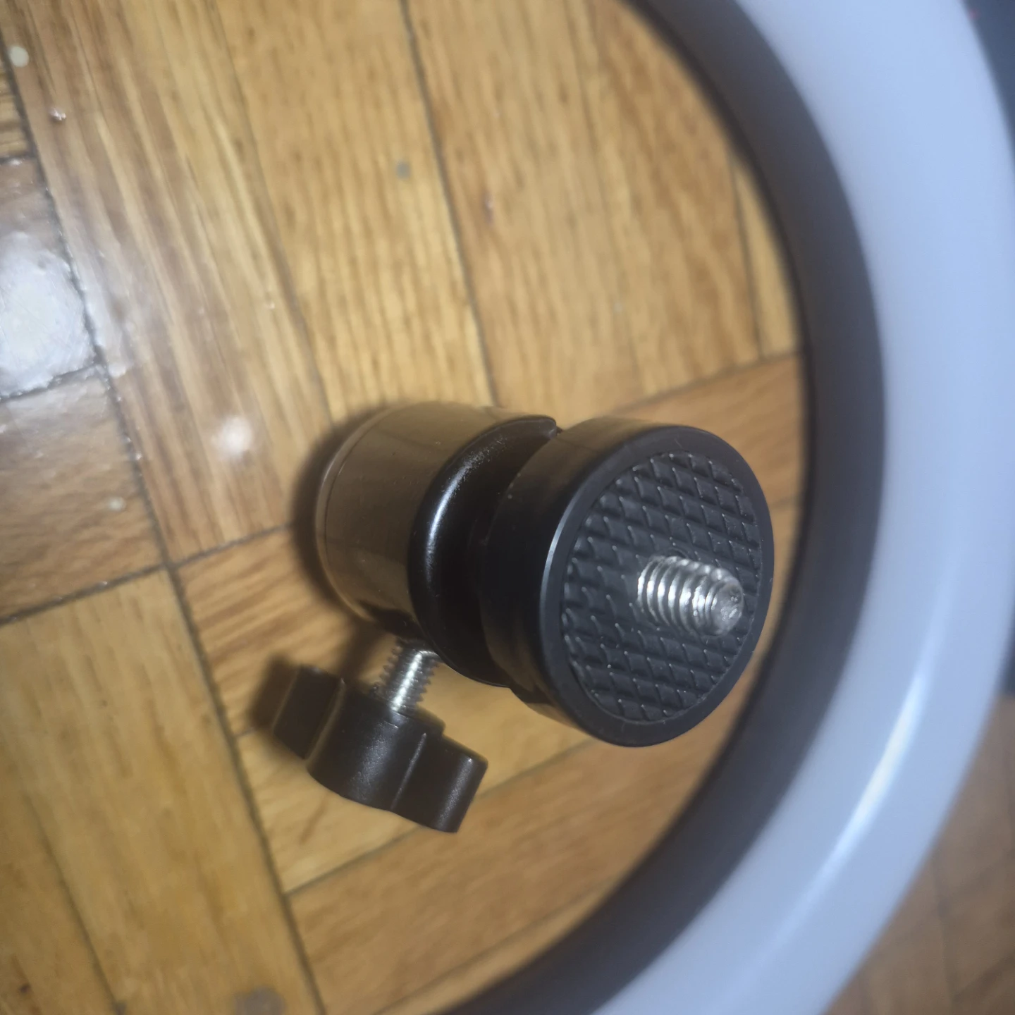 8” HaloLight LED Ring Light Kit – Like New 💡 - photo 2