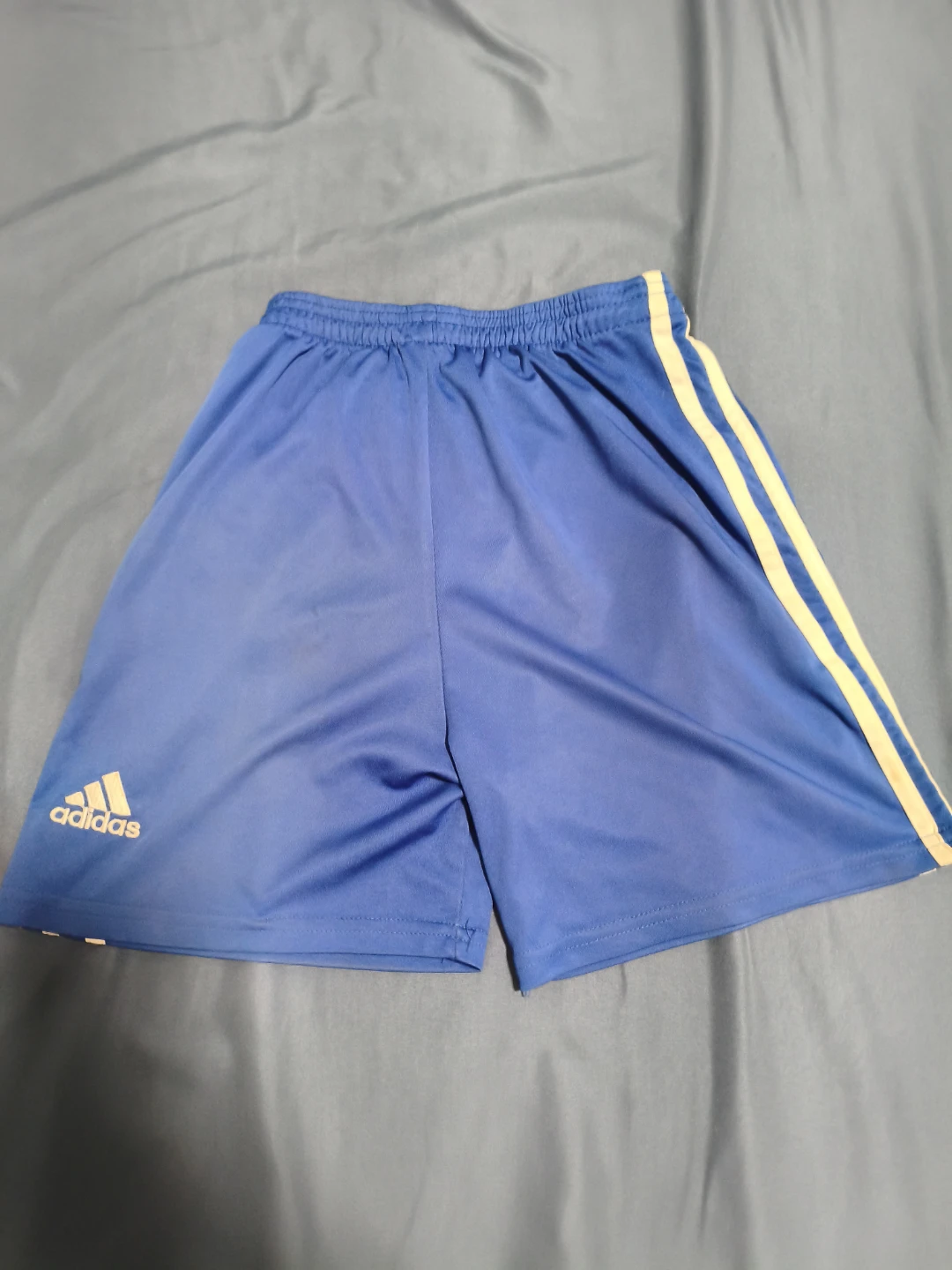 Chelsea FC Adidas Football Jersey and Shorts Set - photo 3