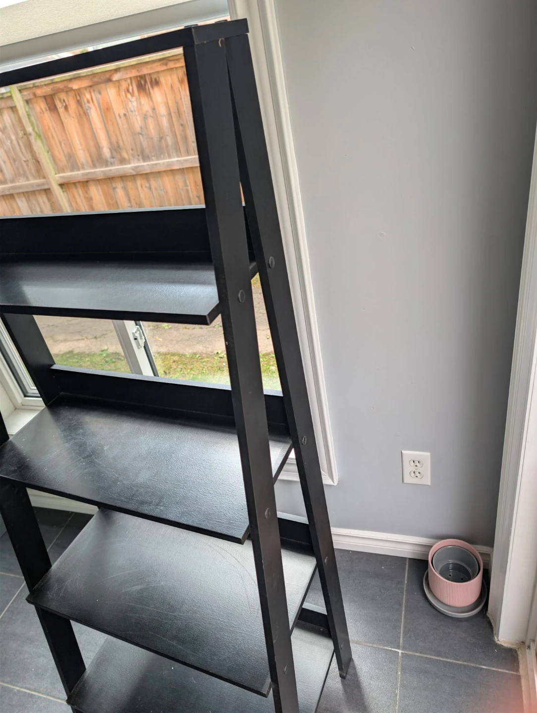 Black 5-Tier Ladder Shelf