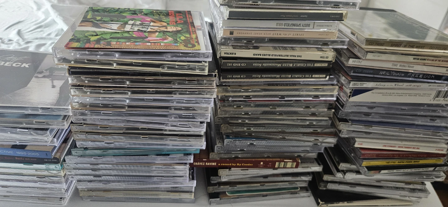 Assorted CDs - Beck, Santana, Husker Du & More - photo 2