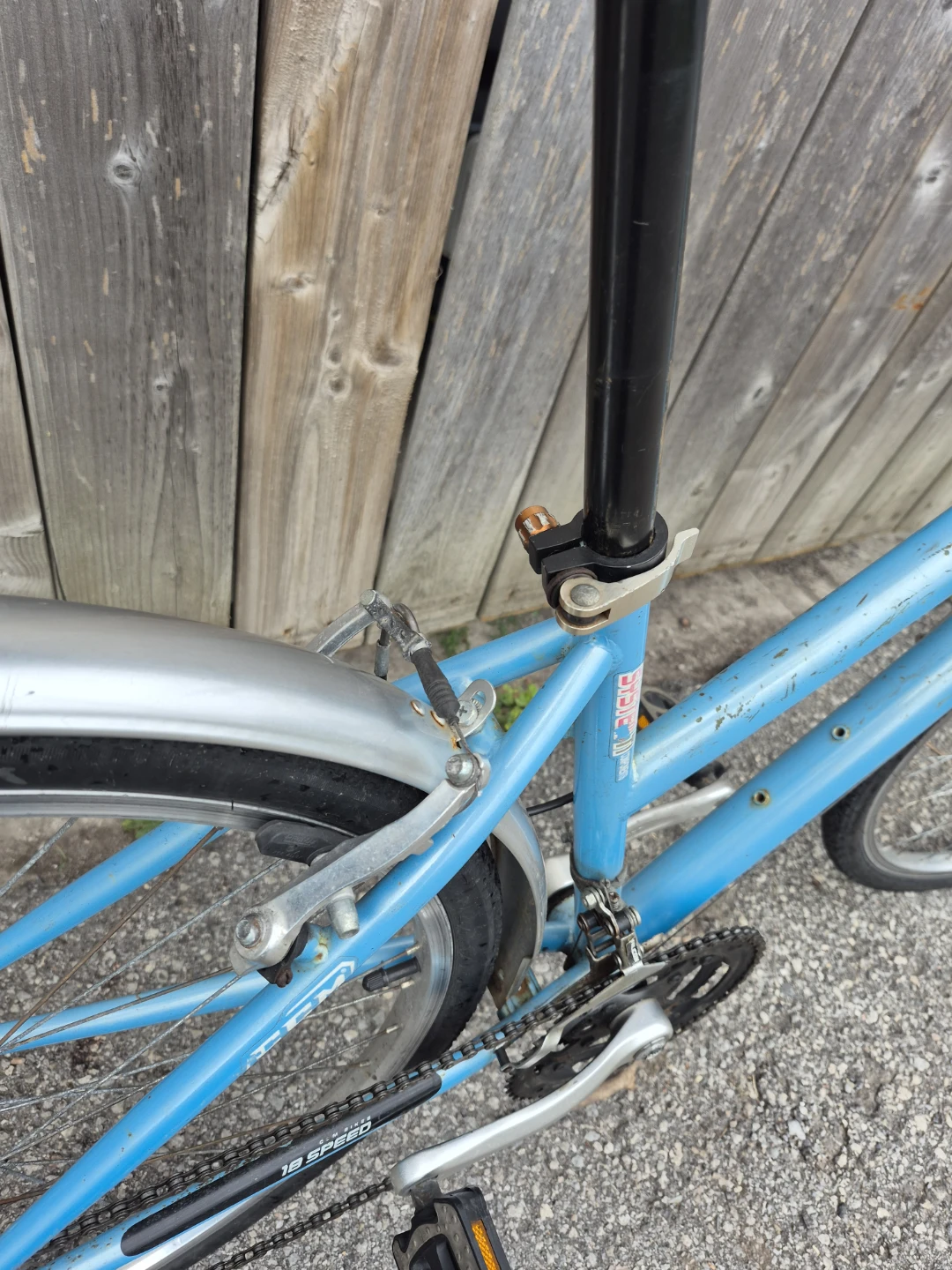 CCM 18-Speed Women's Bicycle - photo 3