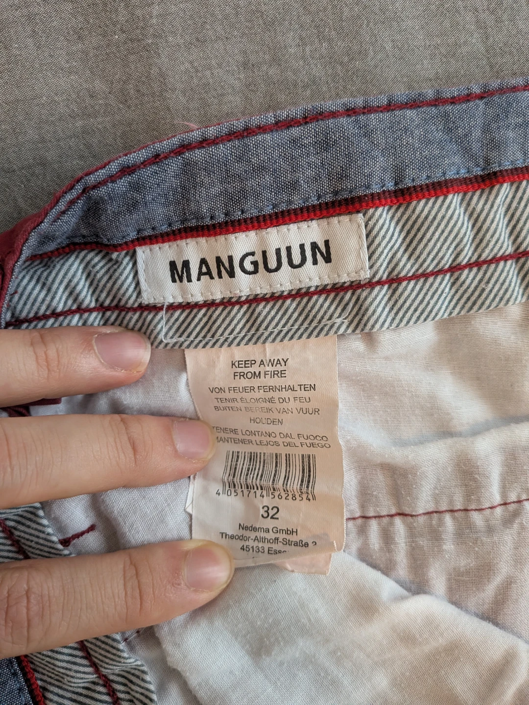 Manguun Red Chino Shorts - photo 2