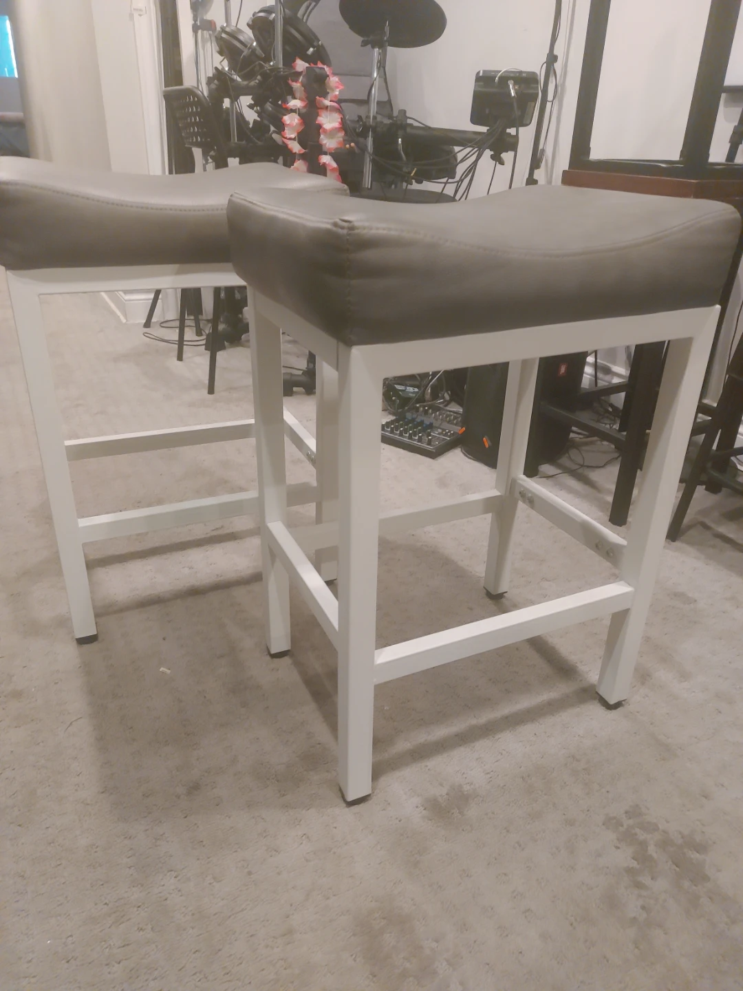 Set of 2 Gray Bar Stools - photo 2