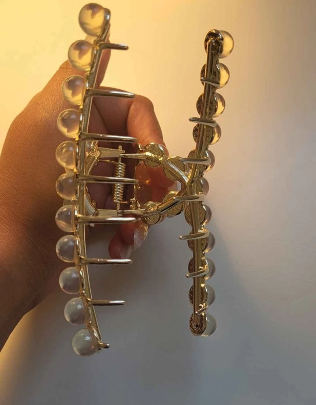 Decorative Claw Clip with Beads - photo 4